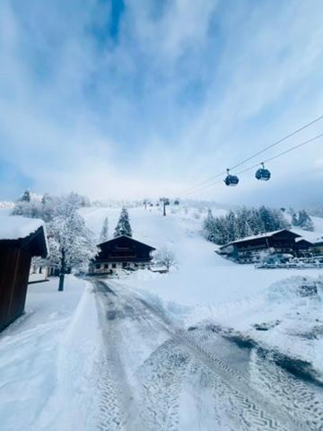 Hochwart Hof Bed & Breakfast Bed and Breakfast Saalbach-Hinterglemm Esterno foto